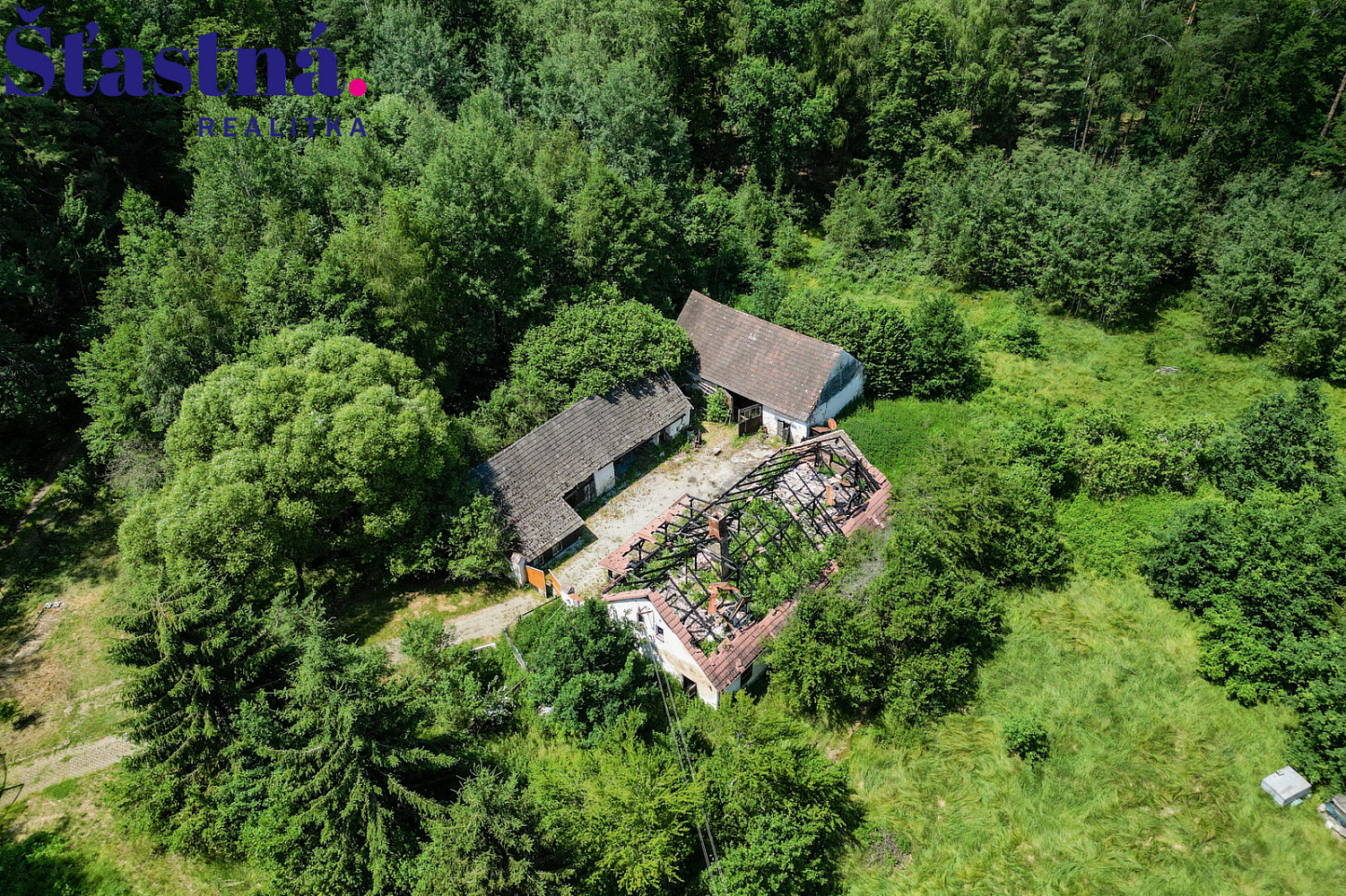 Prodej domu 200 m² s pozemkem 12 408 m² — photo 2