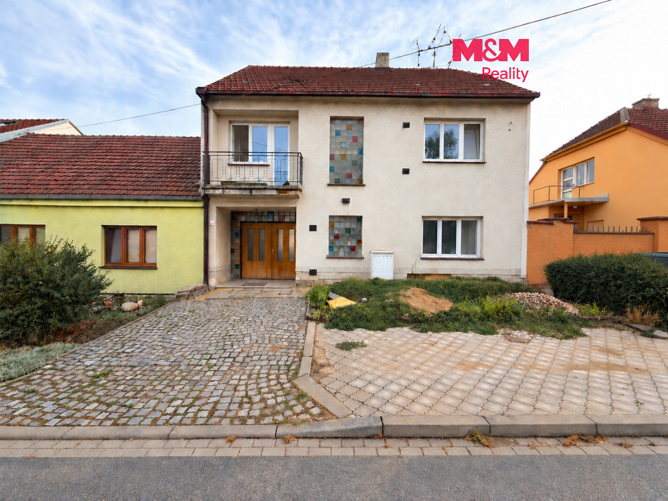 Prodej domu 225 m² s pozemkem 777 m²