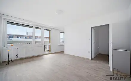 Pronájem bytu 1+kk 32 m²