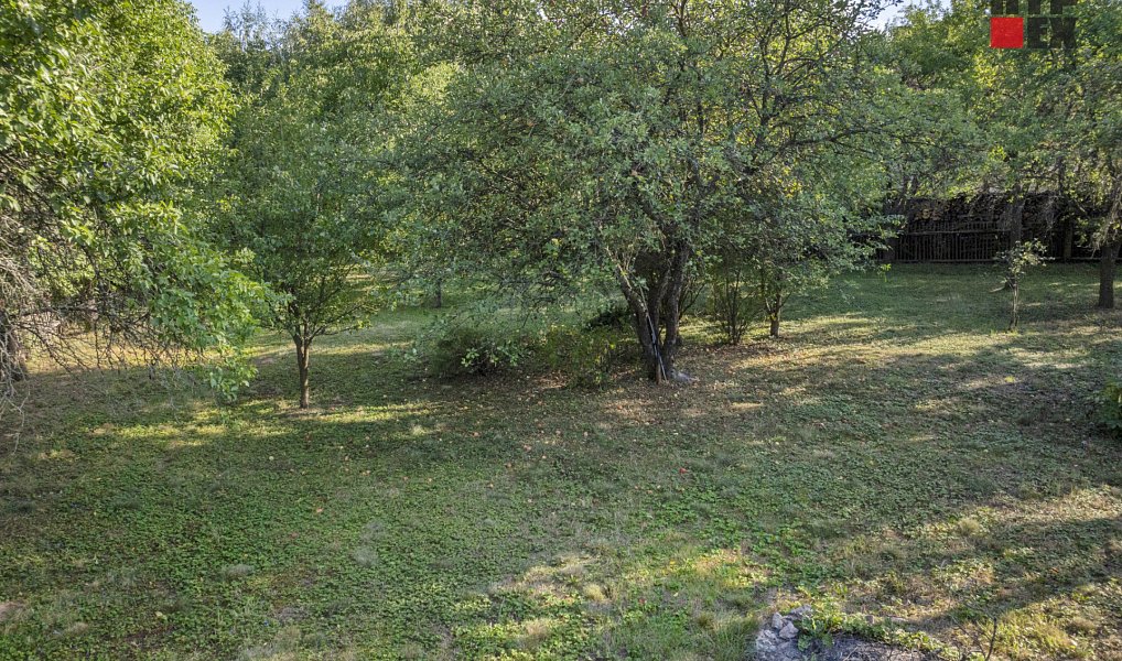 Prodej stavebního pozemku 1 513 m², Slatina – náhled fotky 5