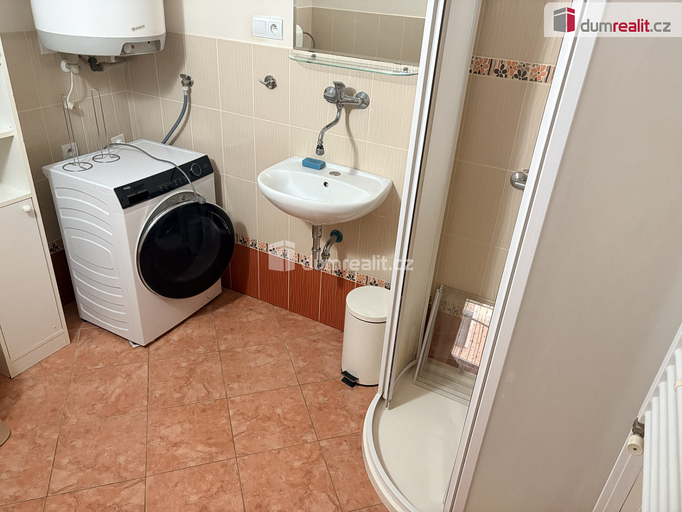 Pronájem bytu 1+kk 35 m² – fotografie 3