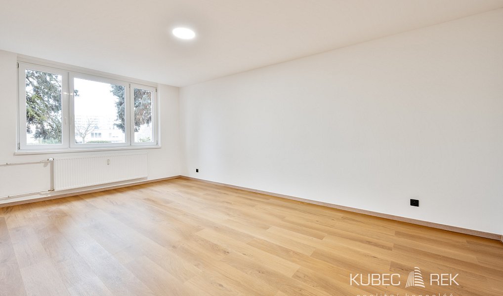 Prodej bytu 3+1 64 m², Pelhřimov – náhled fotky 12