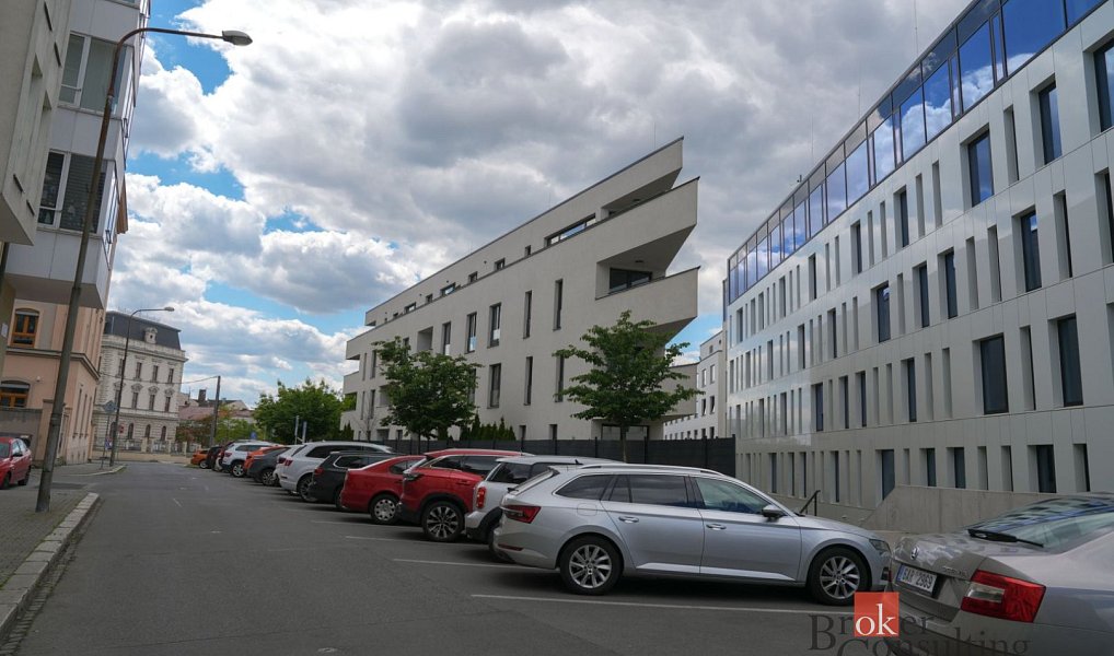 Pronájem bytu 3+kk 74 m², Plzeň – náhled fotky 3