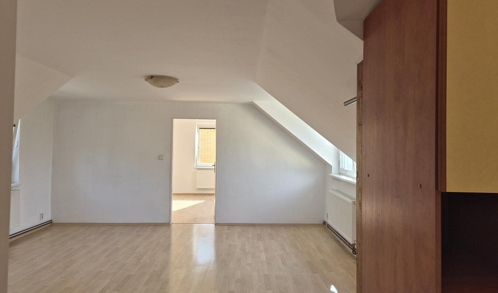 Pronájem bytu 3+1 60 m², Kralupy nad Vltavou – náhled fotky 23