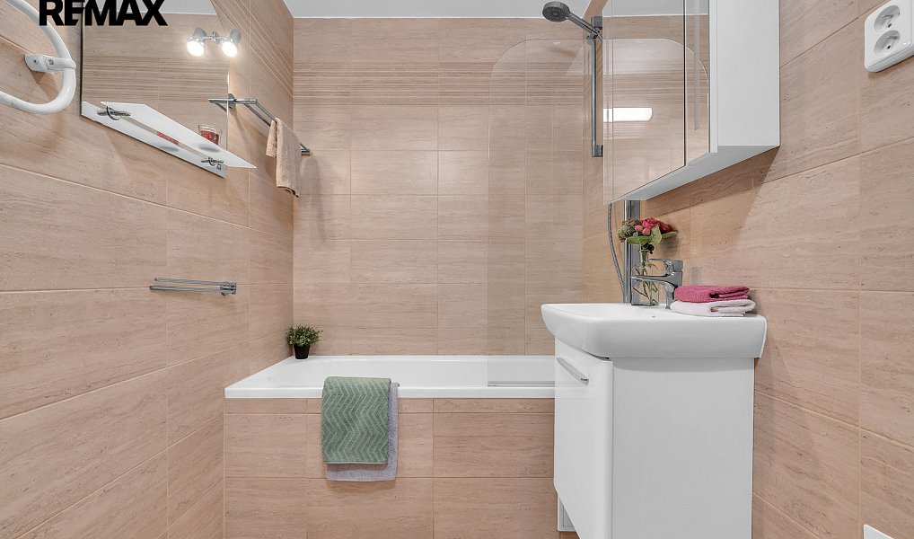 Prodej bytu 3+1 74 m², Praha – náhled fotky 5