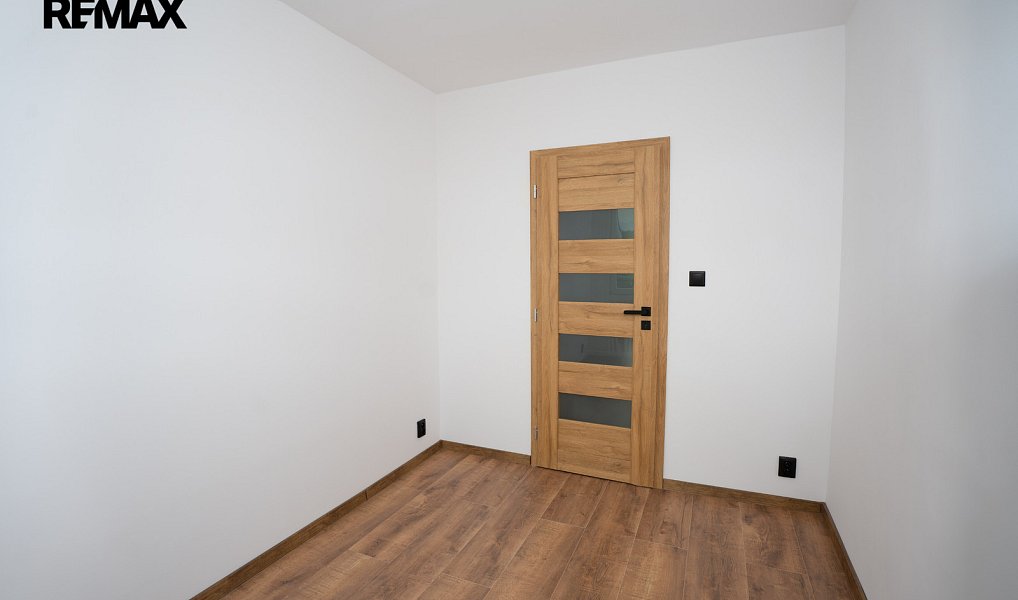 Prodej bytu 3+1 72 m², Teplice – náhled fotky 9