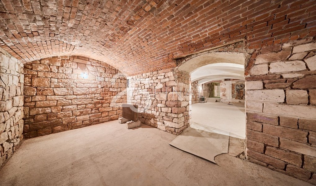 Pronájem restaurace 250 m², Trutnov – náhled fotky 8