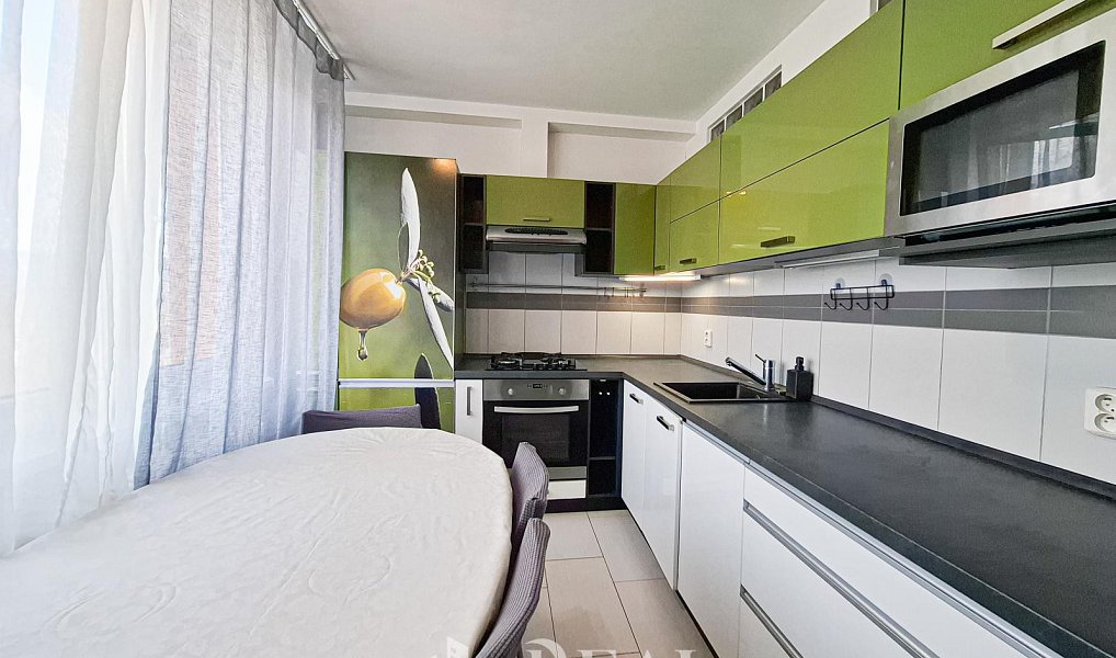 Prodej bytu 3+1 78 m², Chomutov – náhled fotky 2
