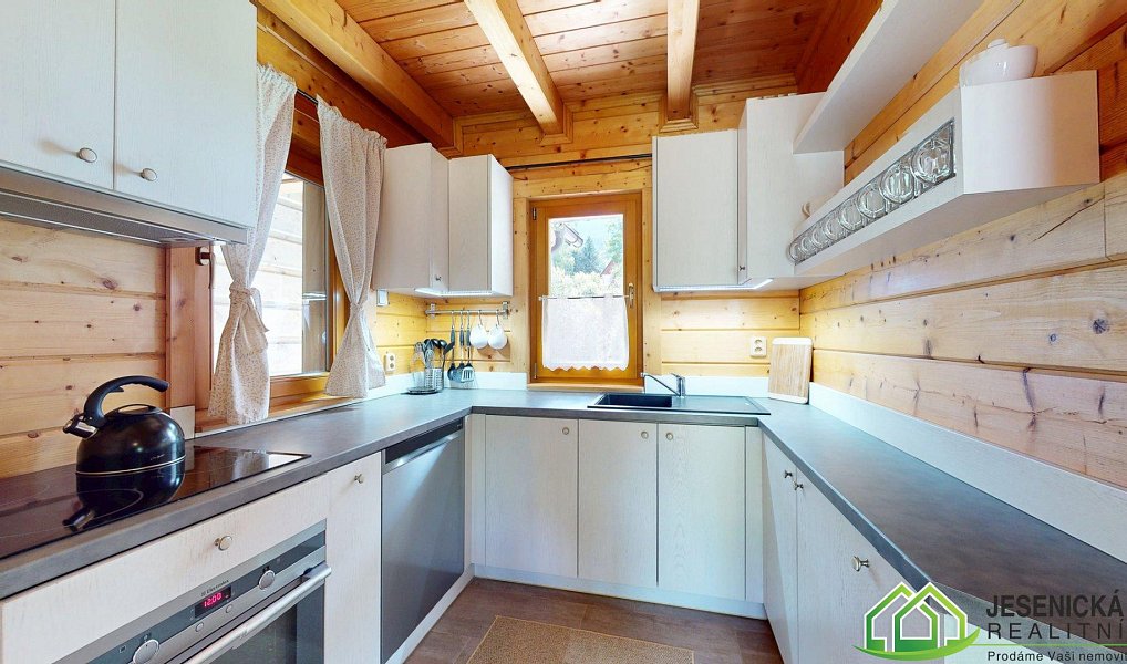 Prodej chaty/chalupy 249 m² s pozemkem 829 m², Staré Město – náhled fotky 35