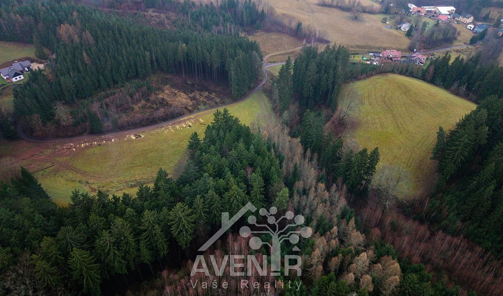 Prodej domu 244 m² s pozemkem 1 336 m², Bozkov – náhled fotky 14