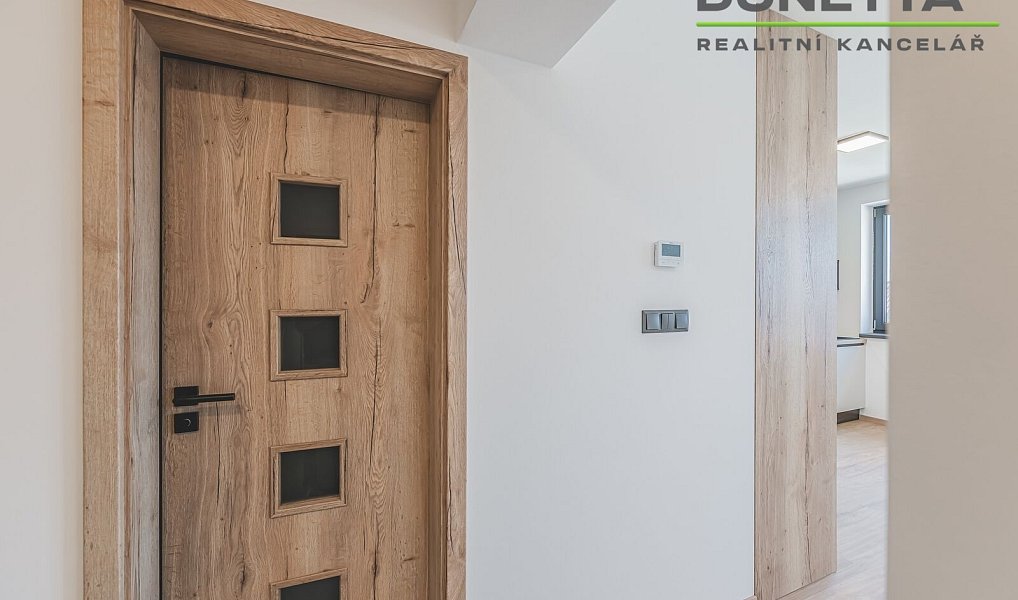 Pronájem bytu 2+kk 52 m², Hradec Králové – náhled fotky 11
