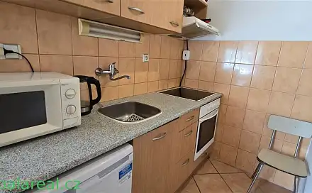 Pronájem bytu 1+kk 25 m², Smetanova, Kuřim, okres Brno-venkov
