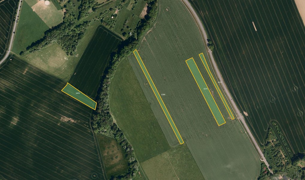 Prodej pozemku, 105347 m², Kroměříž, Loukov