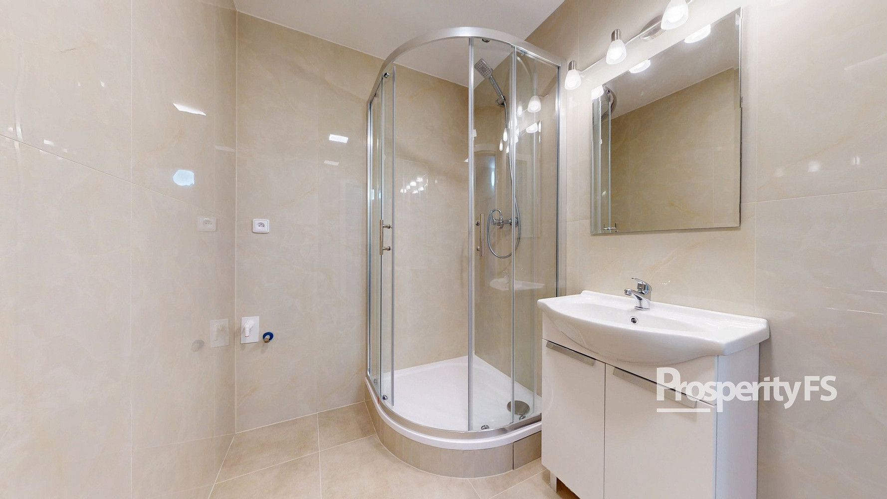 Pronájem bytu 3+1 78 m² – fotografie 2