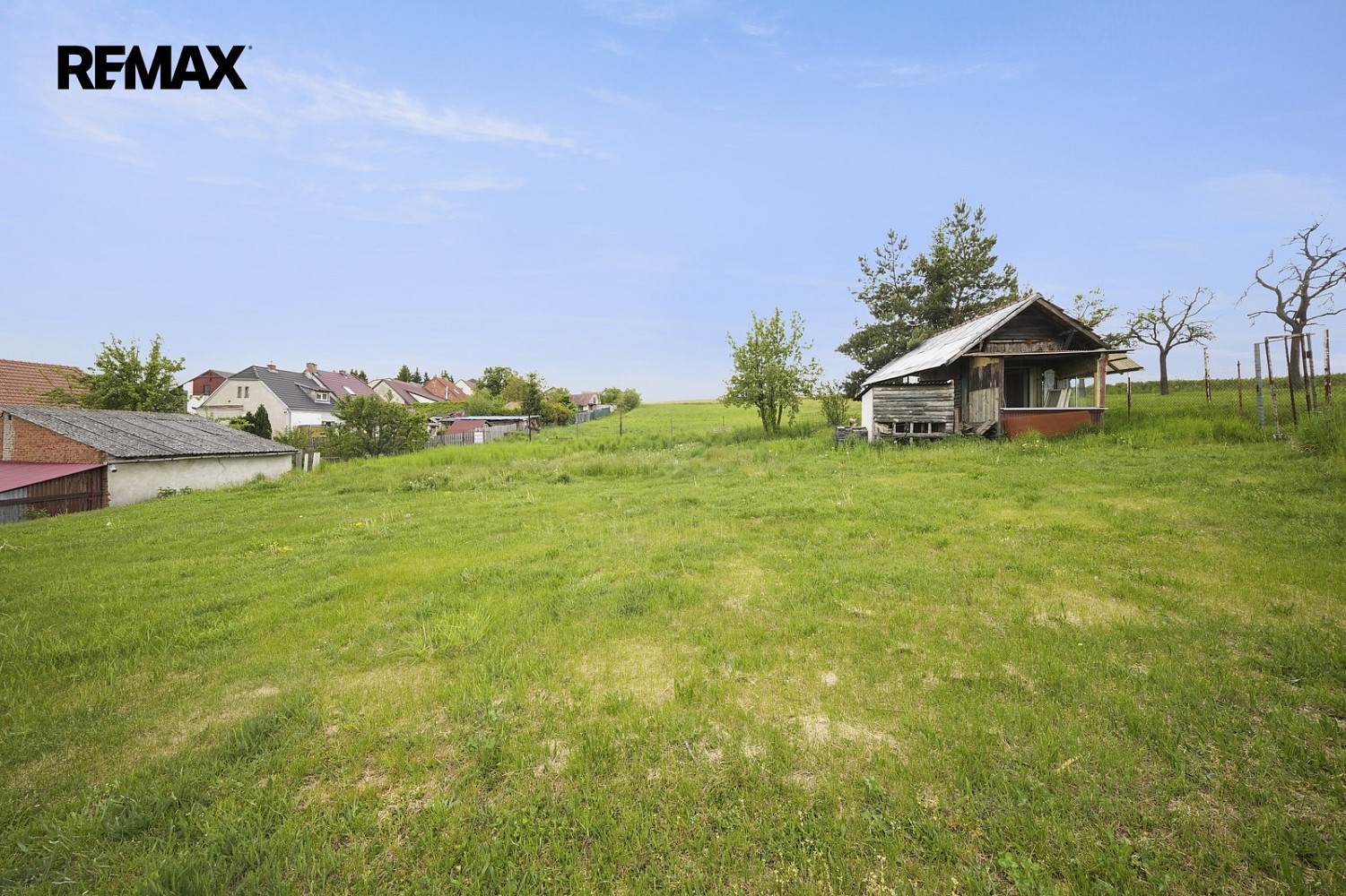 Prodej zahrady 826 m² – pohled 2