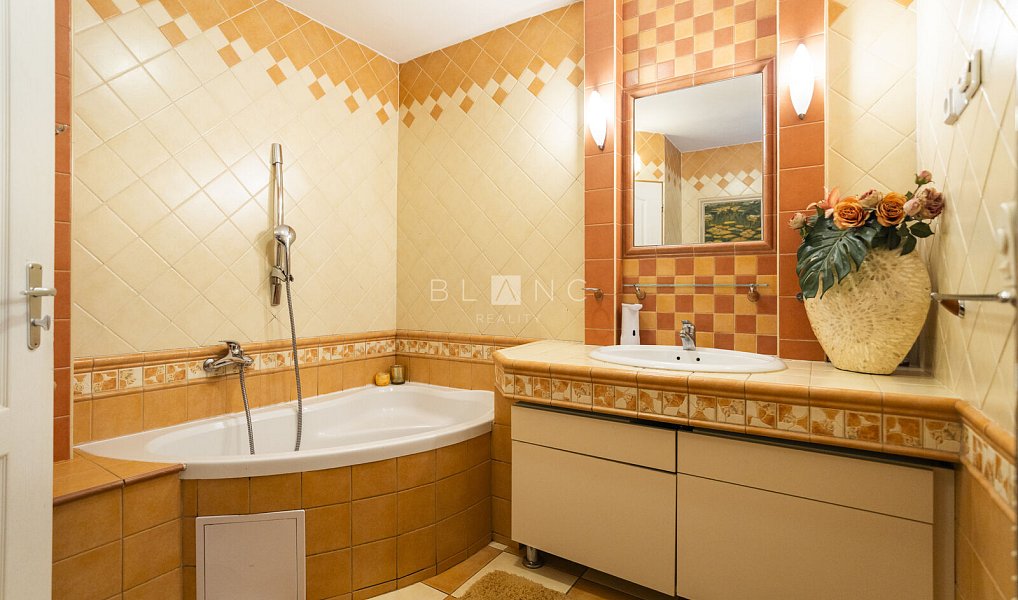 Prodej domu 161 m² s pozemkem 984 m², Praha – náhled fotky 5