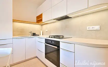 Pronájem bytu 2+1 52 m²