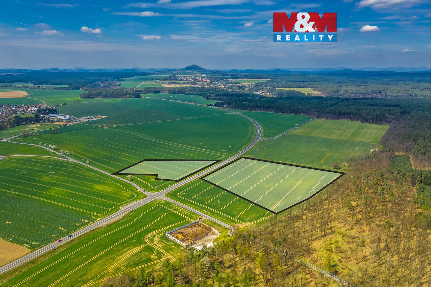 Prodej pole 66 744 m²