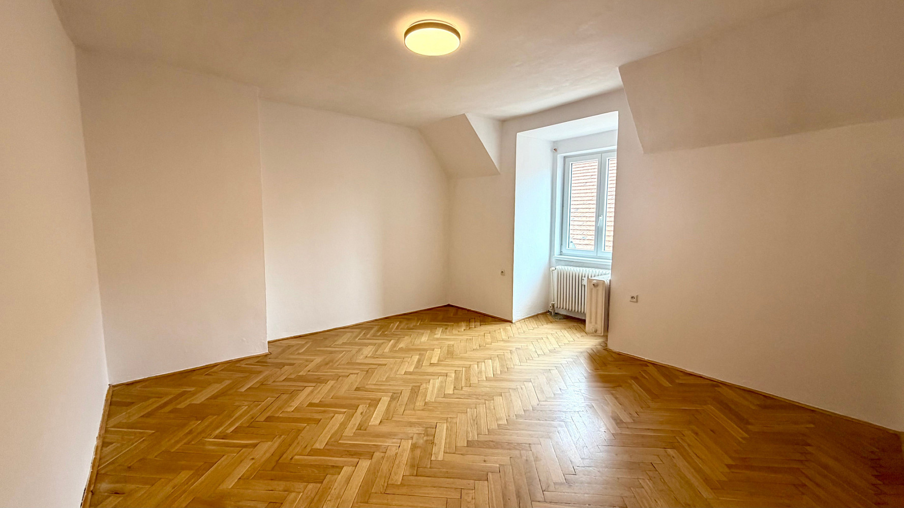 Pronájem bytu 1+kk 32 m²