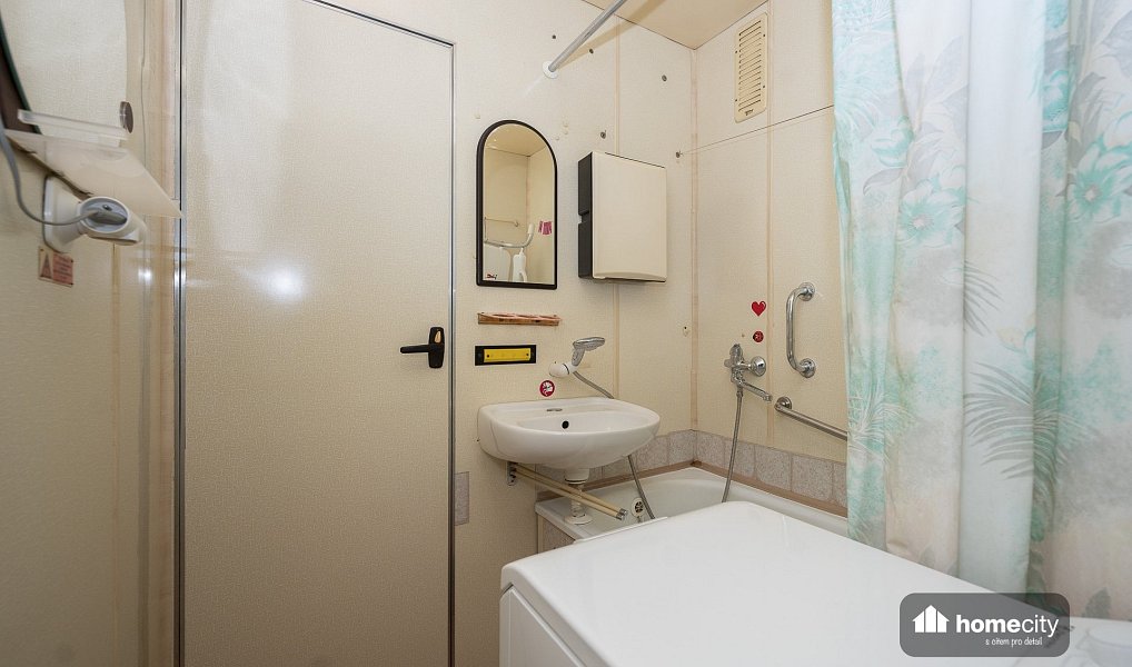 Pronájem bytu 3+1 76 m², Pardubice – náhled fotky 13