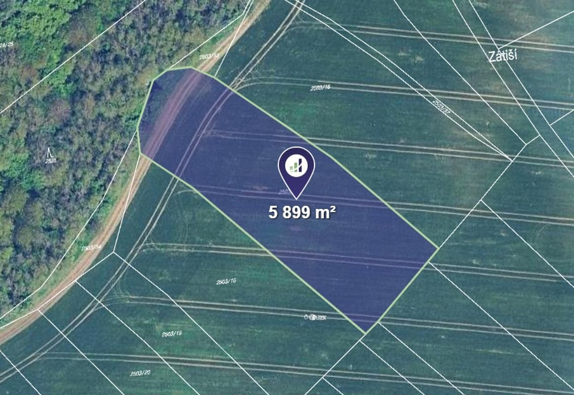Prodej pole 1 642 m²