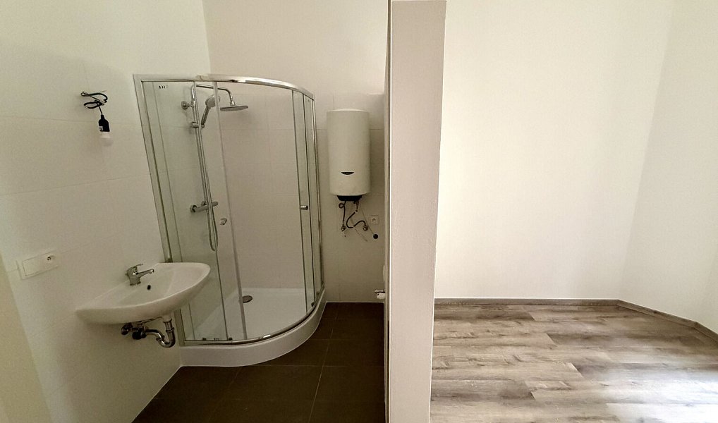 Prodej bytu 1+kk 15 m², Praha – náhled fotky 5