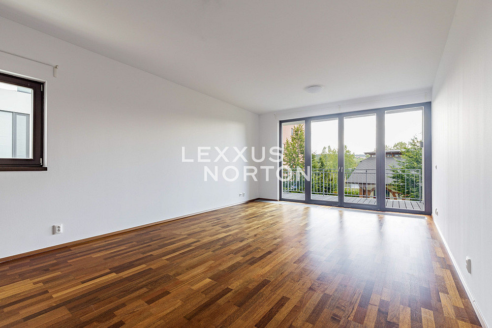 Pronájem bytu 4+kk 101 m²
