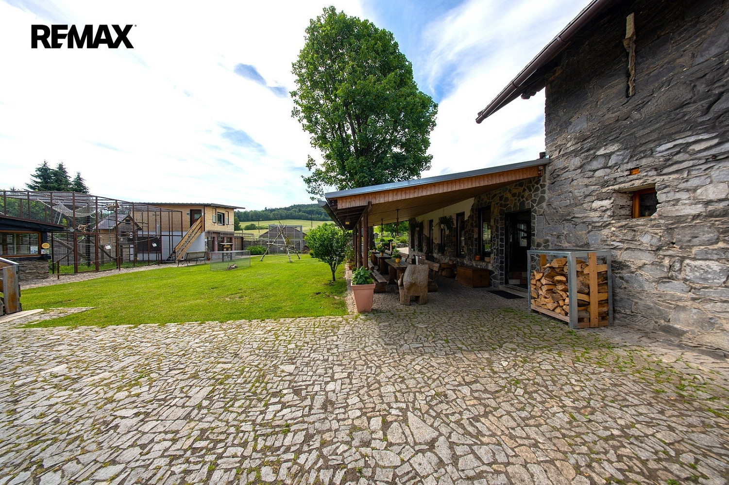 Prodej zemědělského objektu 871 m² — photo 3