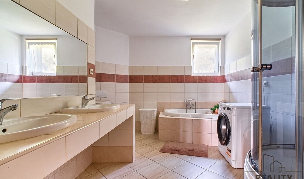 Prodej domu 168 m² s pozemkem 1 609 m², Rychvald – náhled fotky 16