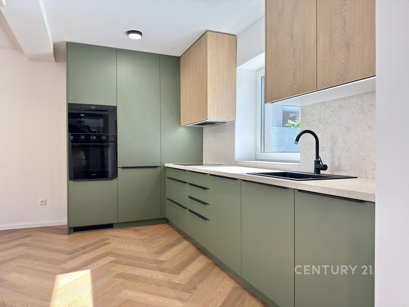 Prodej domu 135 m² s pozemkem 164 m² – fotografie 2