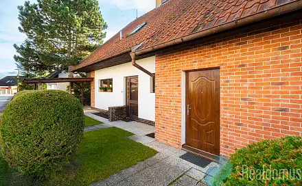 Prodej domu 235 m² s pozemkem 724 m², Litvínovice, okres České Budějovice