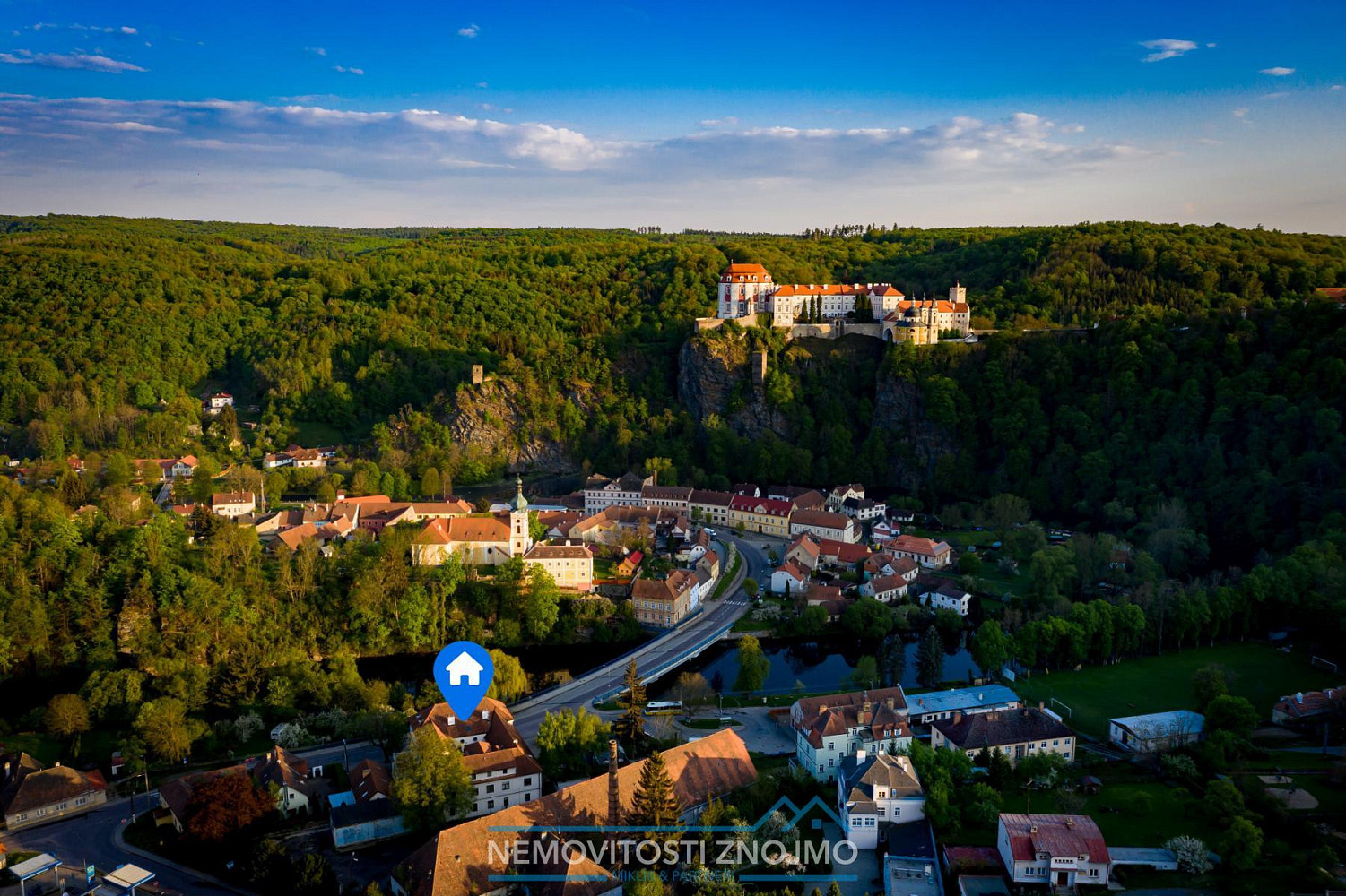Prodej domu 911 m² s pozemkem 1 785 m² – fotografie 4