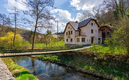 Prodej domu 312 m² s pozemkem 3 785 m², Ke Svatému Jánu, Beroun - Beroun-Hostim