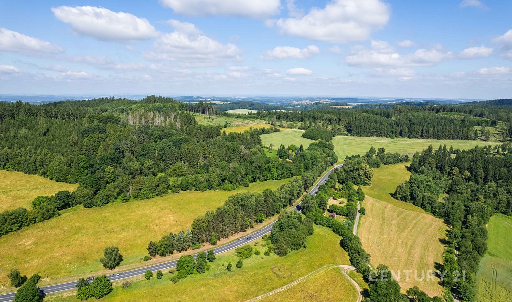 Prodej komerčního pozemku 2 355 m², Miličín – náhled fotky 6