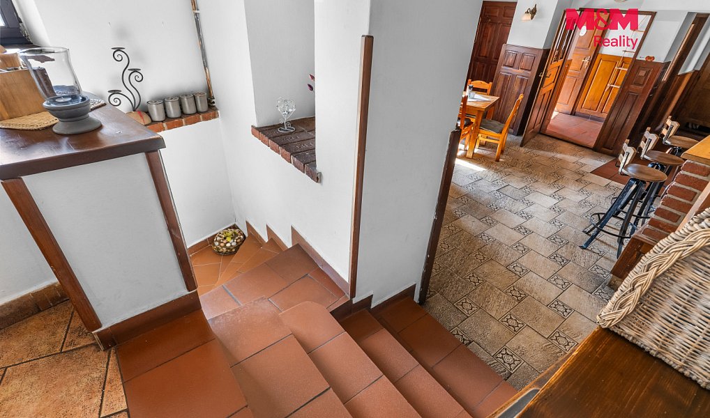 Prodej ubytovacího objektu 600 m², Lomnice nad Popelkou – náhled fotky 12
