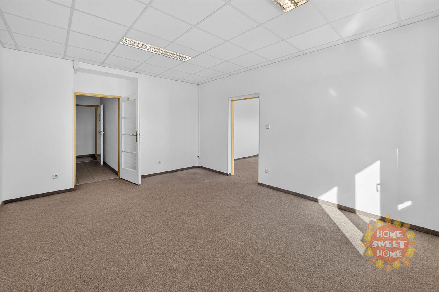 Pronájem kanceláře 67 m² – fotografie 2