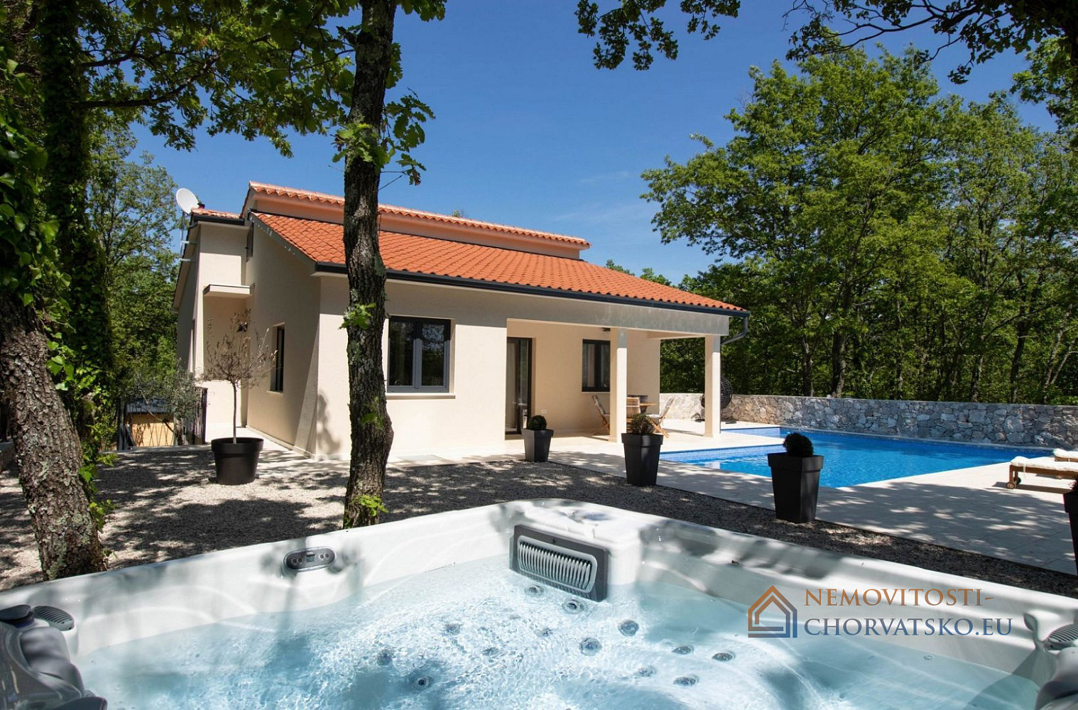Prodej domu 150 m² s pozemkem 1 167 m² - Vista 4