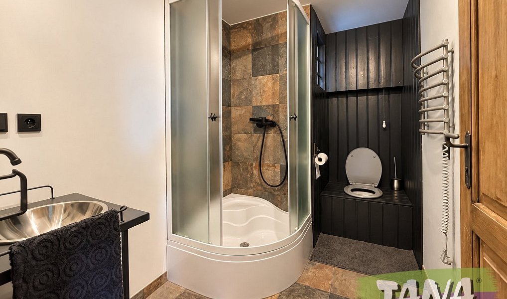 Prodej domu 310 m² s pozemkem 2 676 m², Úhlejov – náhled fotky 16