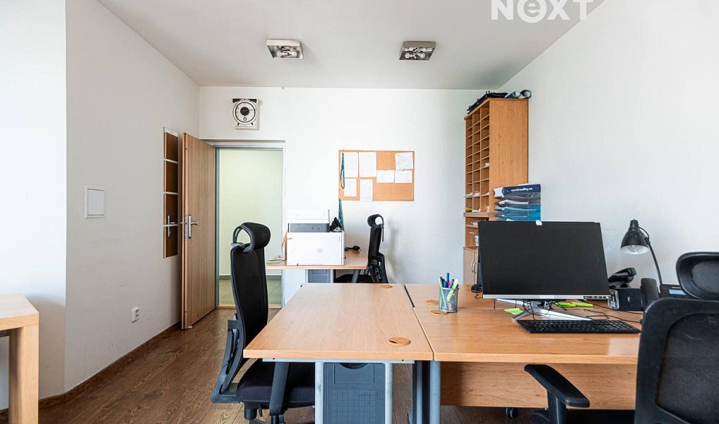 Prodej kanceláře 28 m², Pardubice – náhled fotky 16