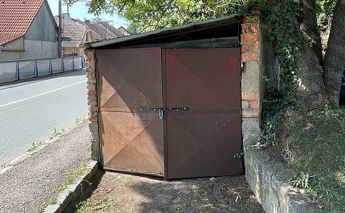 Garáž s pozemkem, Bělohorská, Týnec nad Labem, okres Kolín