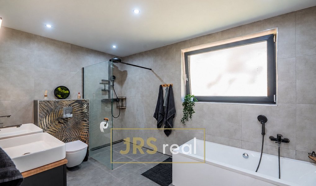 Prodej domu 240 m² s pozemkem 1 178 m², Snovídky – náhled fotky 14
