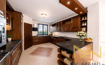 Pronájem domu 390 m² s pozemkem 903 m², Druhého odboje, Praha 6 - Nebušice