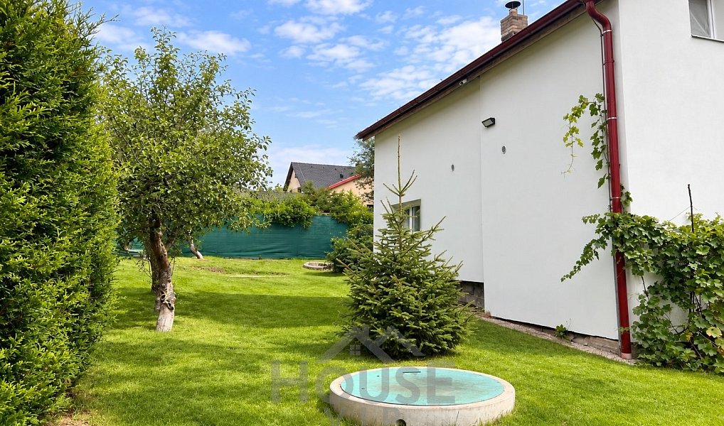 Prodej domu 95 m² s pozemkem 421 m², Praha – náhled fotky 23