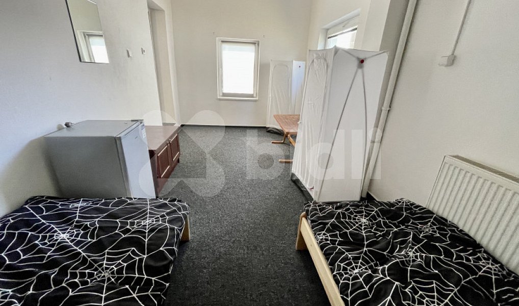 Pronájem domu 20 m² s pozemkem 178 m², Pardubice – náhled fotky 8