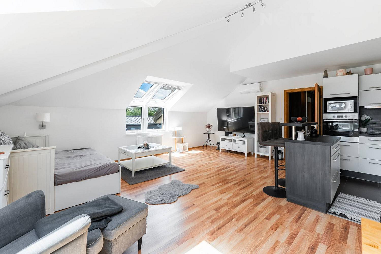 Prodej bytu 2+kk 72 m² — photo 3