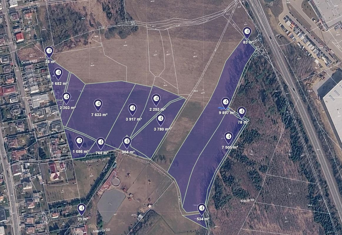 Prodej komerčního pozemku 42 972 m²