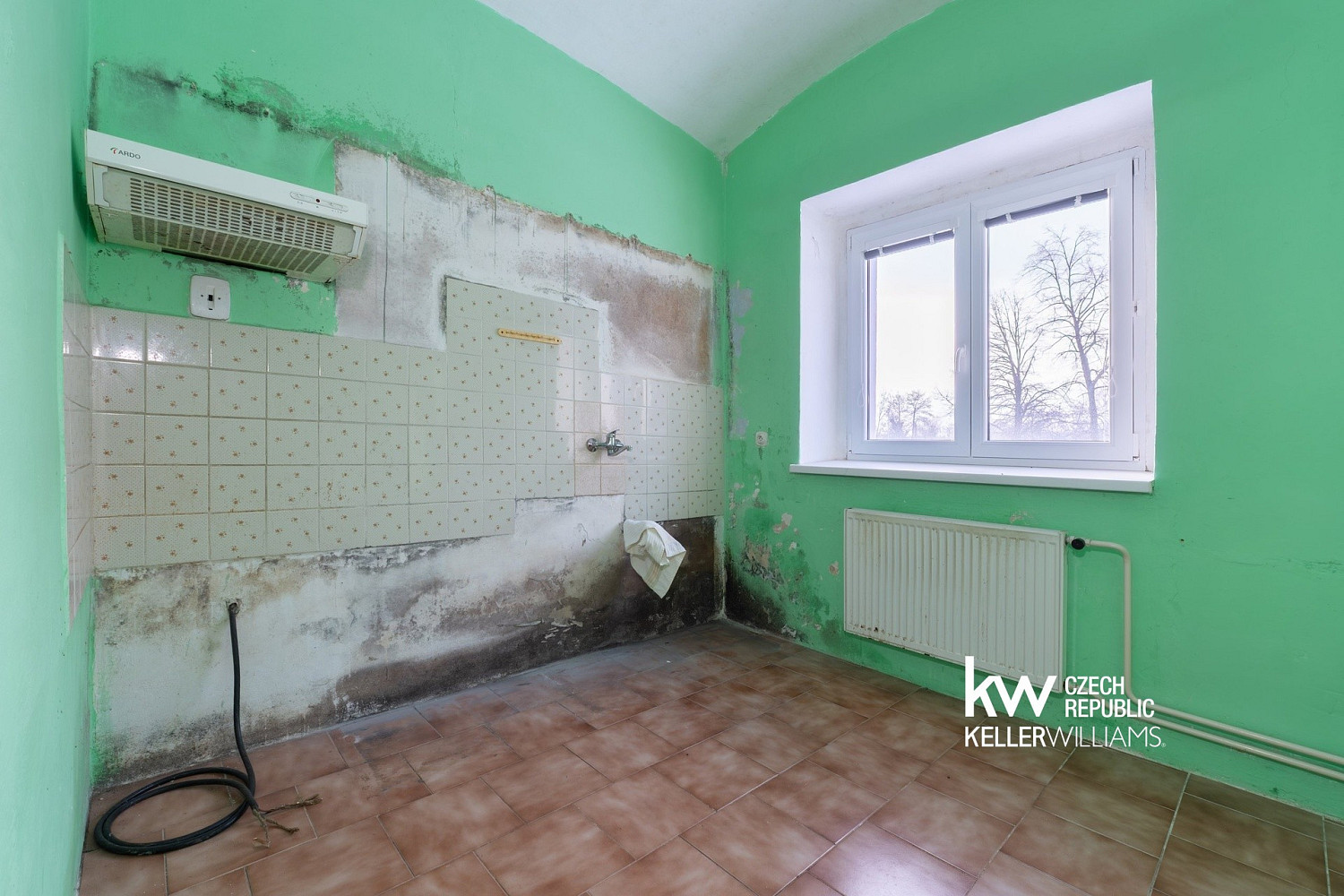 Prodej domu 160 m² s pozemkem 1 041 m² – fotografie 2