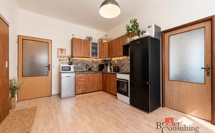Prodej bytu 2+1 78 m², Korunní, Ostrava - Mariánské Hory