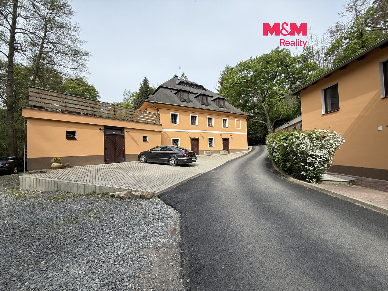 Pronájem bytu 1+kk 27 m²