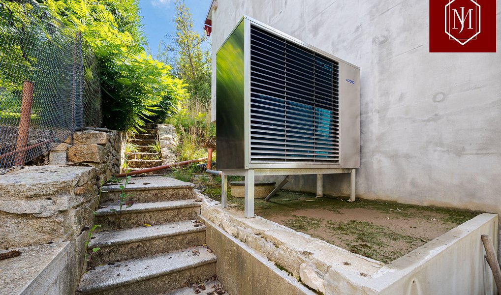 Prodej domu 199 m² s pozemkem 575 m², Třešť – náhled fotky 42